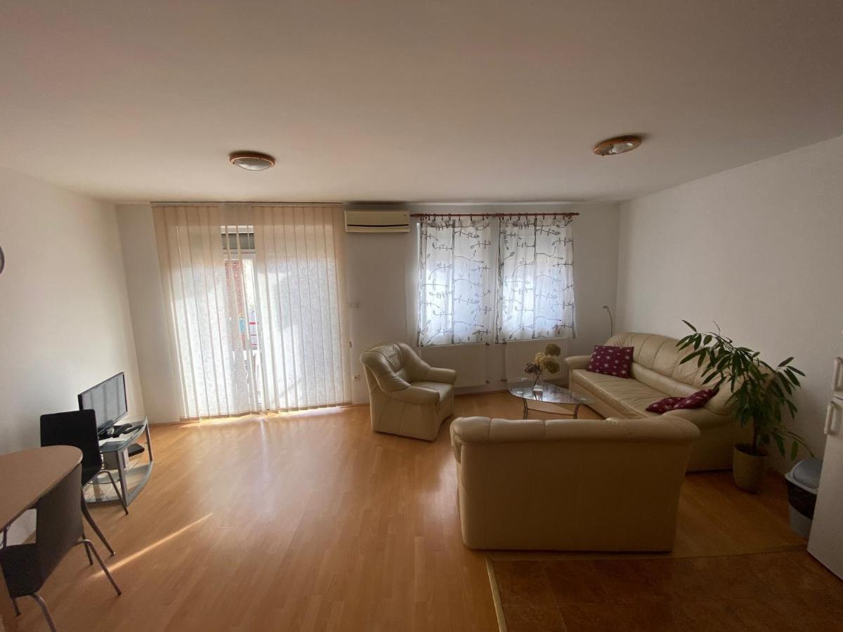 Ihome Apartment 3.0 Pécs Eksteriør billede